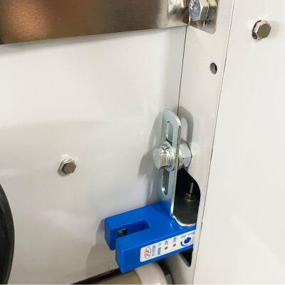 Automatic sensor for cup feeding, replacing traditional pin-type positioning, ensuring stable and precise cup entry.